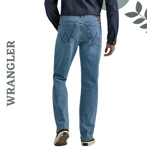 Classic Wrangler Men’s Denim Jeans | Regular Fit | Blue | Size 30